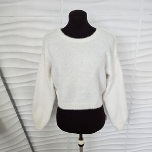 Hollister Plush White Crewneck Sweater